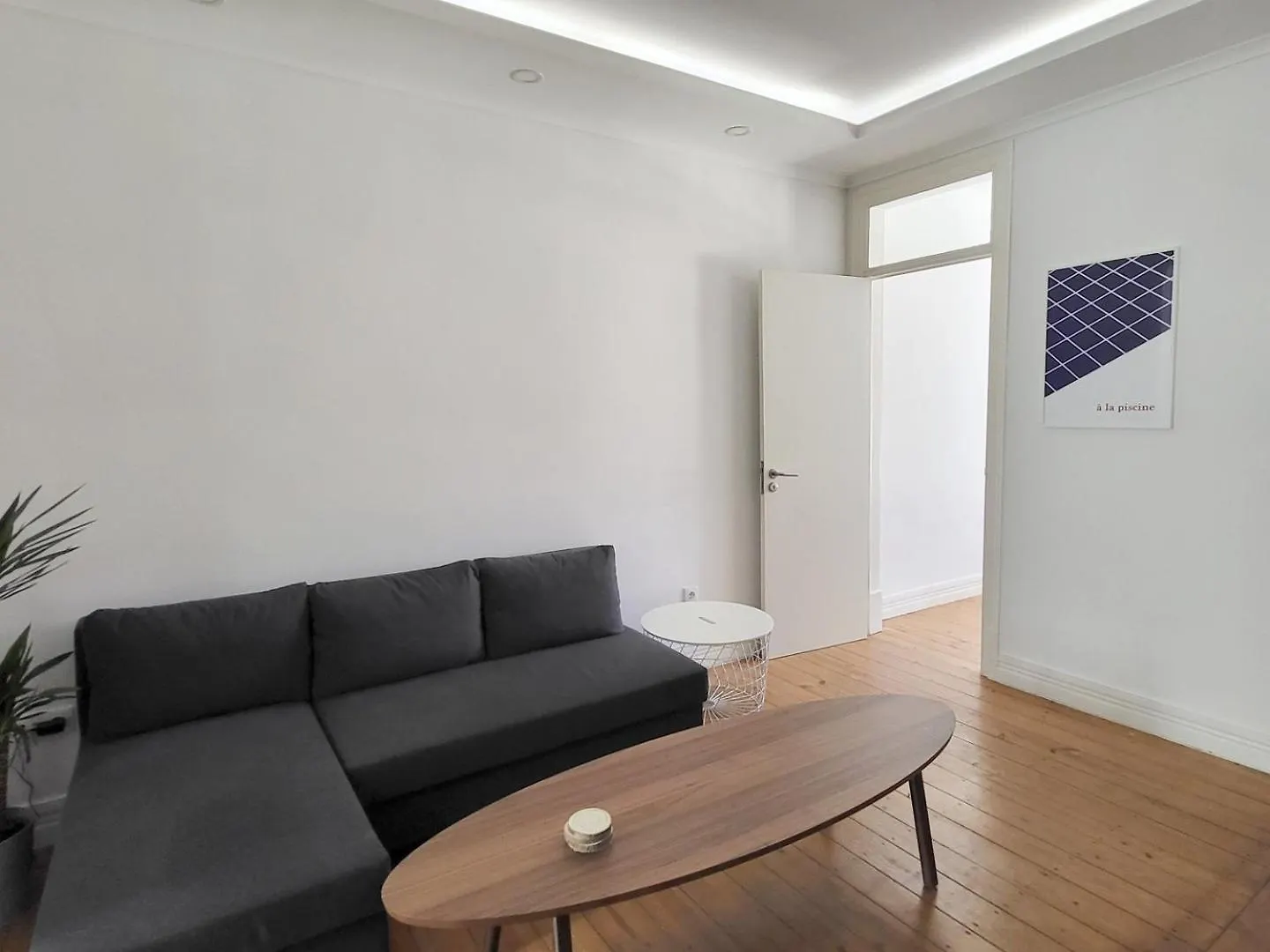 Cozy 1Br Apartment - Arroios Area | By Airnest 리스본